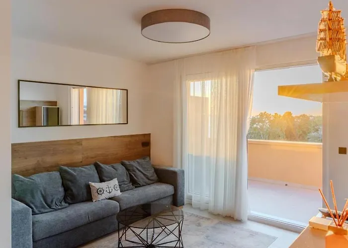 Premium Sea View شقة زادار