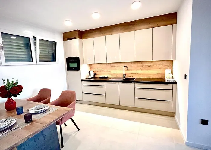Premium Sea View דירה זאדאר