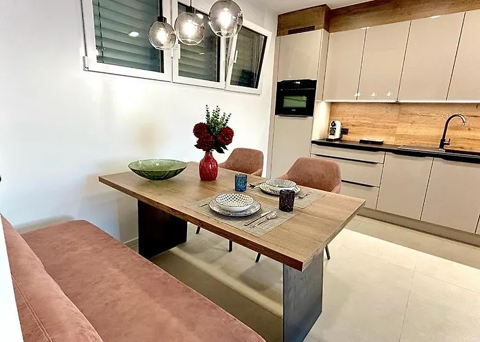 Premium Sea View Lägenhet *