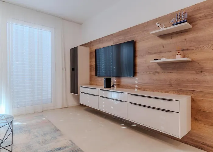 Premium Sea View דירה